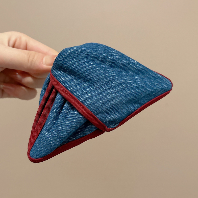 1#[dark blue] triangular grip-13cm