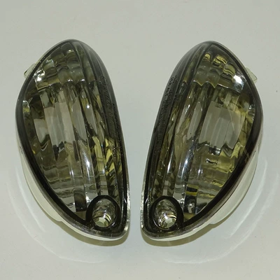 Applicable to Suzuki GSXR 600 750 06-23 GSXR1000 05-16 Front turn signal lamp housing lampshade (Motorcycle tail) - smoky-black