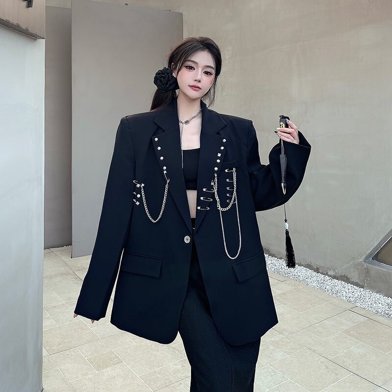 Unique design chain black blazer for women, new autumn style, loose casual silhouette, unisex with shoulder pads Unique design chain black blazer for women, new autumn style, loose casual silhouette, unisex with shoulder pads