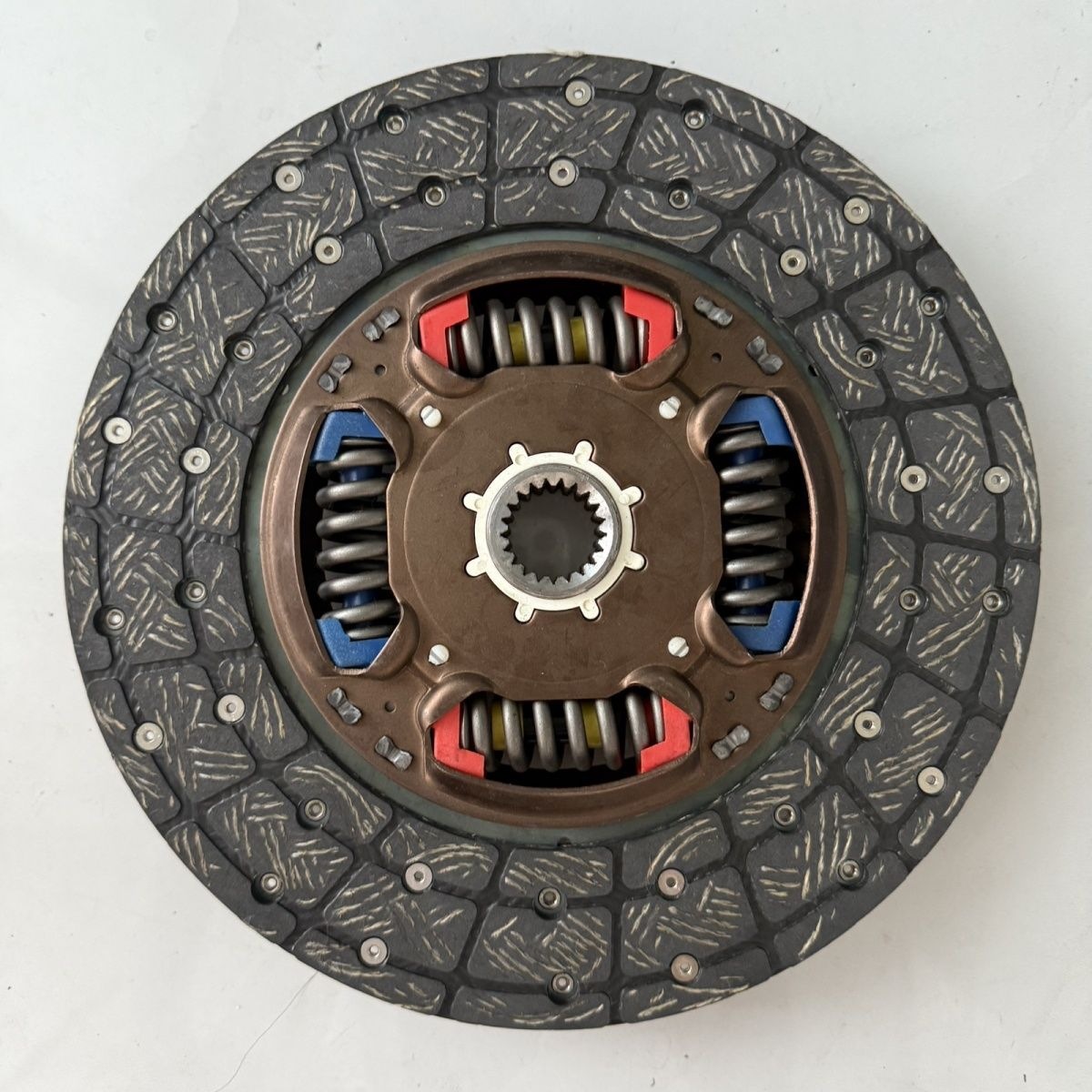Wear-resistant, flame-retardant clutch plates for each vehicle model, three-piece set with pressure plate. Contact customer service before ordering 321