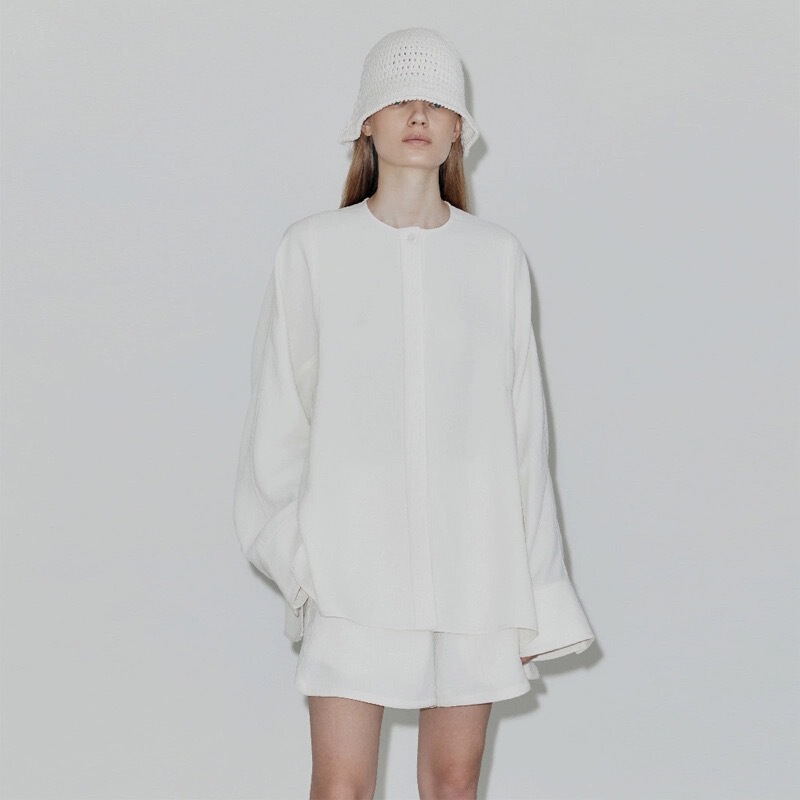 Low Suit Women's 2025 Spring and Summer New Designer Loose Breathable Round Neck Shirt Lightweight Sports Shorts for Women