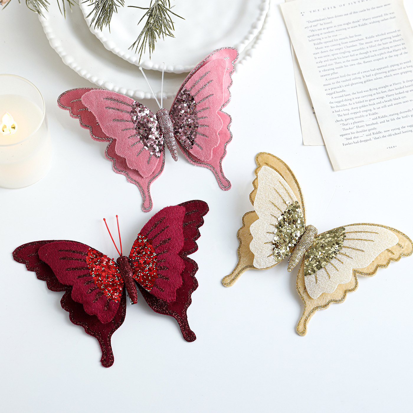 Nuevos productos de tela de alta calidad abrazadera de arco de tela de lana de doble capa colgante de polvo adesivo flocado árbol de Navidad decoración de escena