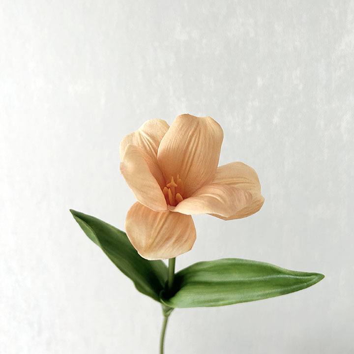 Venta al por mayor luz de lujo pu abierto gran flor tulipán boda hogar Decoración suave diseño novia con flor Accesorios