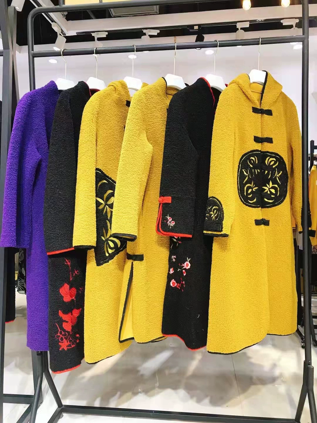 Китай ветер гранулированный бархат 2022 новая зимняя светская женщина благородный темперамент бренд скидка оптом из первых рук