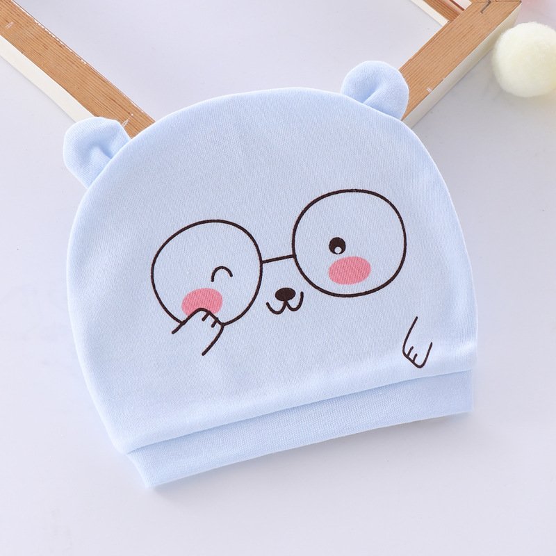 0--1 Sombrero de bebé recién nacido primavera y otoño algodón peinado para bebés de dibujos animados para hombres y mujeres cuatro estaciones sombrero de neumáticos a prueba de viento sombrero de puerta de goma