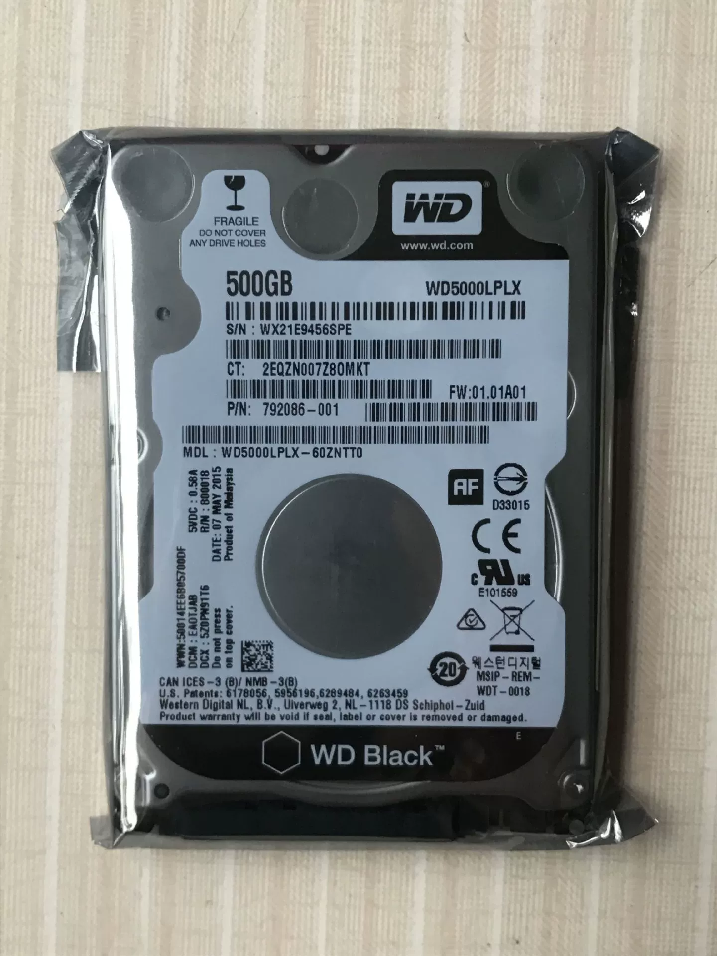 Черный диск WD500LPLX 500ГБ ноутбучный жесткий диск 7200 об/мин 32MSATA3 2,5-дюймовый механический черный диск 7мм