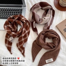 复古格子软糯围巾女圆领秋冬保暖装饰三角高级感系领巾配饰现货