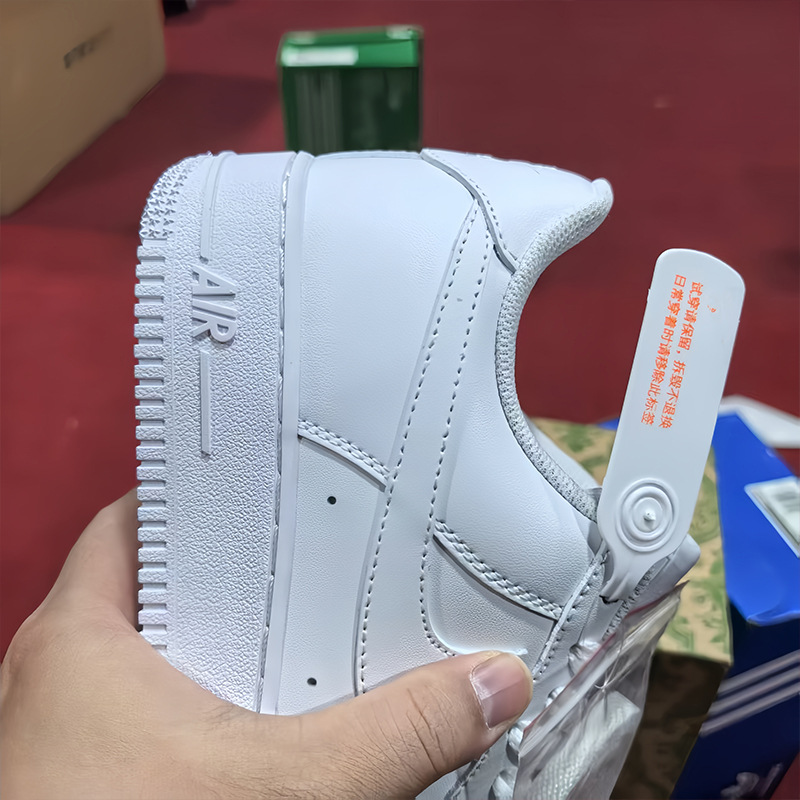 Zapatos Putian Chunyuan Fuerza Aérea No. 1 zapatos blancos primavera y verano nuevos zapatos aumentados cojín de aire zapatos de hombre zapatos de mujer fábrica al por mayor