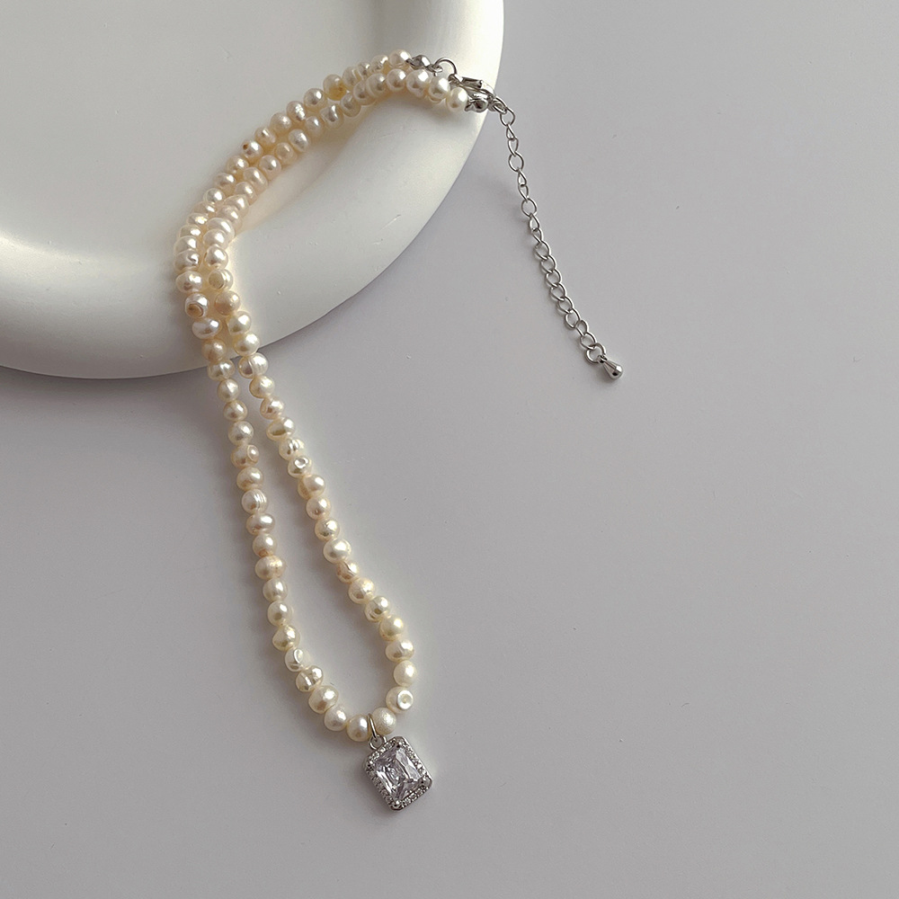 Simple Style Geometric Pearl Inlay Rhinestones Pendant Necklace 1 Piece