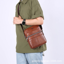 欧美休闲单肩包复古男士斜跨包跨境男士小包单肩包
