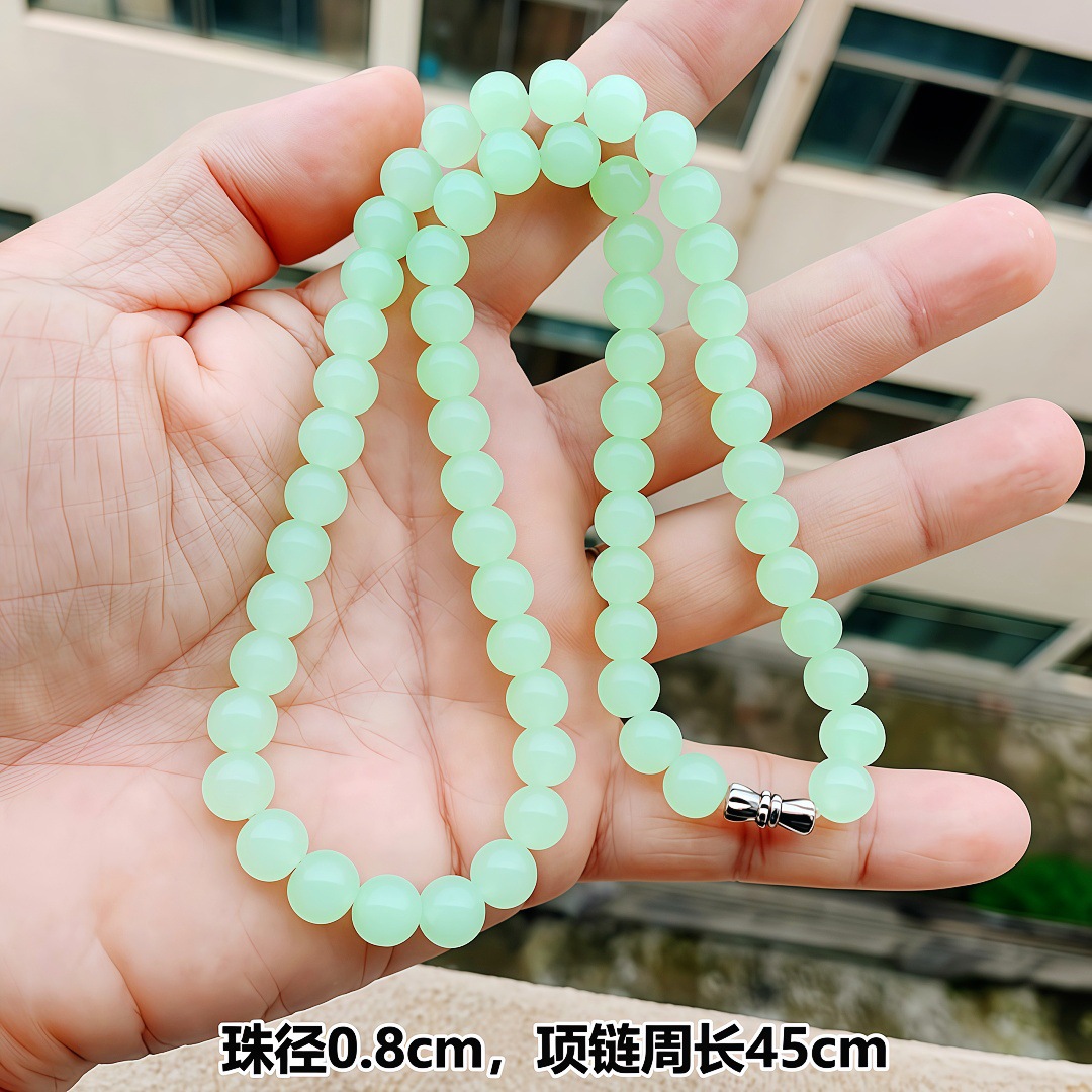 8MM 라이트 그린 볼 비즈 목걸이