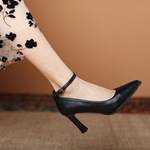 席妍粗跟一字扣带高跟鞋女旗袍走秀防水台中跟黑色职业工作单鞋子