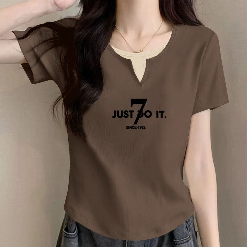 純綿半袖tシャツ女性2025夏の新型デザイン感裾のアーチ型偽の2つのユニークなつなぎ合わせ上着の潮|undefined