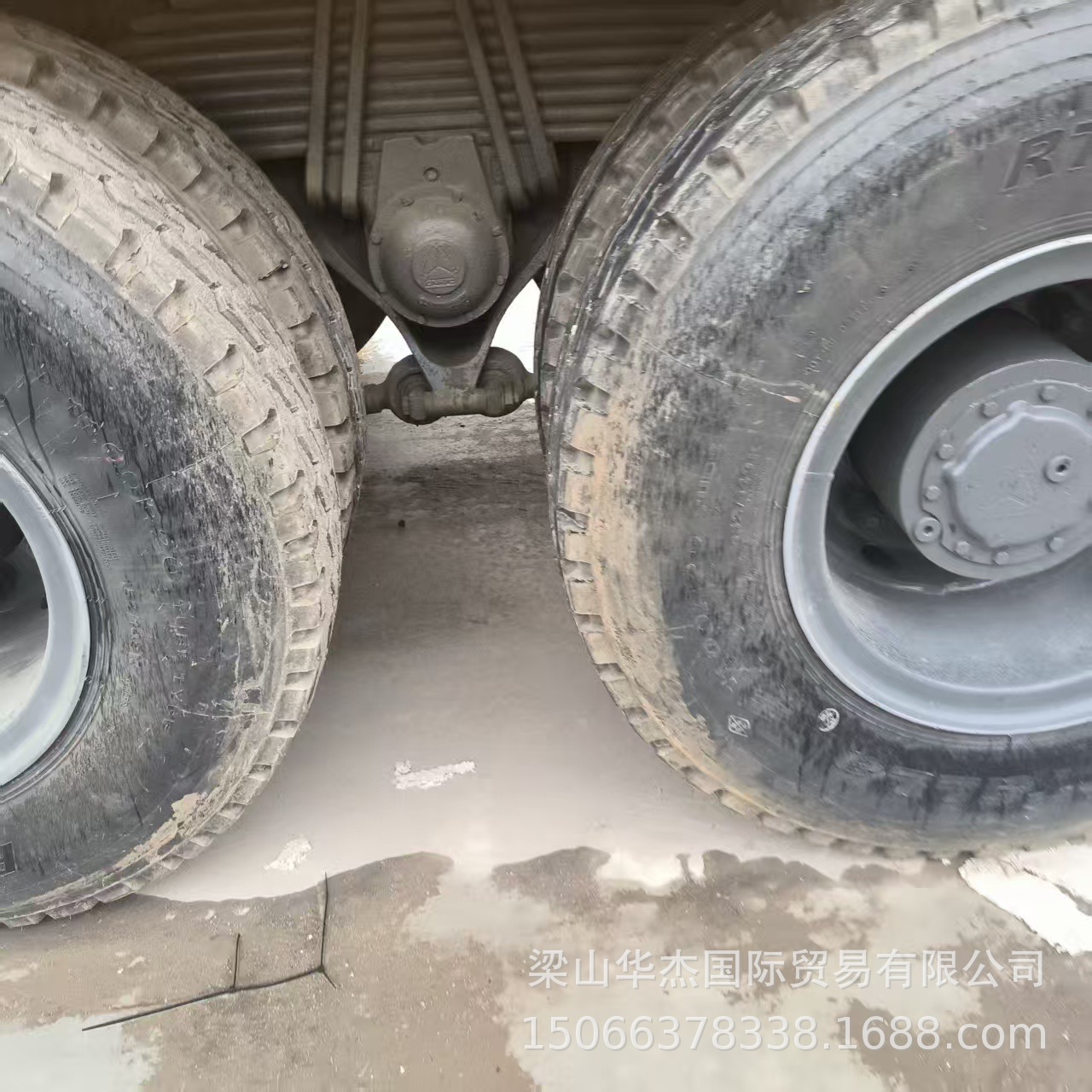 Cross-Border Export of Sinotruk Howonx Dump Truck 6X4 Dump Truck Howo371 Dump Truck