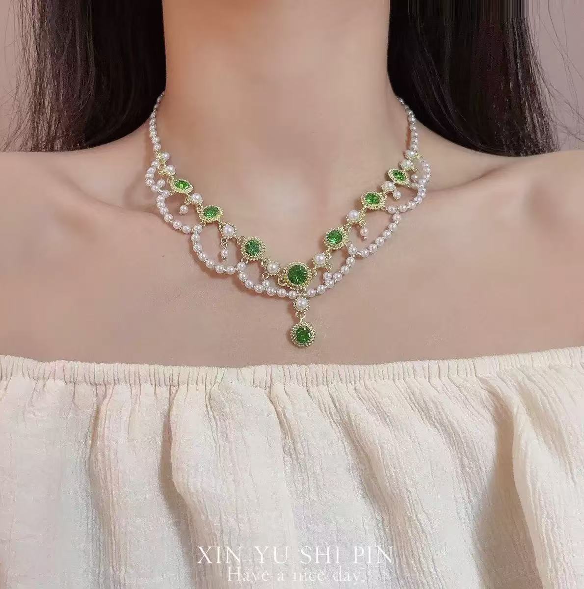 Industria pesada temperamento destellante diamante gota de agua collar de borla temperamento vestido de noche con moda exquisito collar de moda de lujo ligero mujeres