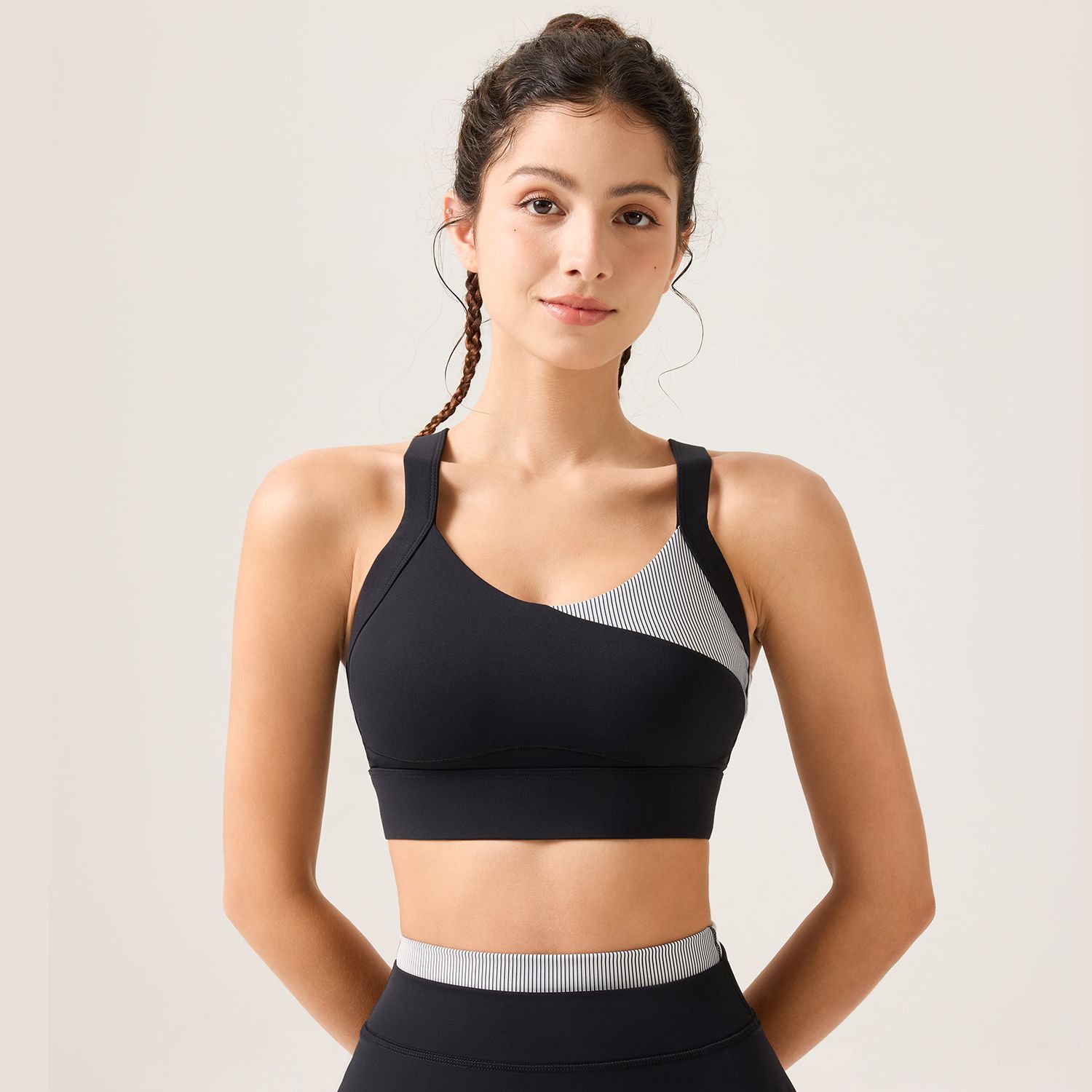 Nuevo bra de yoga desnudo de color chaleco de fitness fijo taza cojín de pecho antichoque ropa interior deportiva casual de alta resistencia