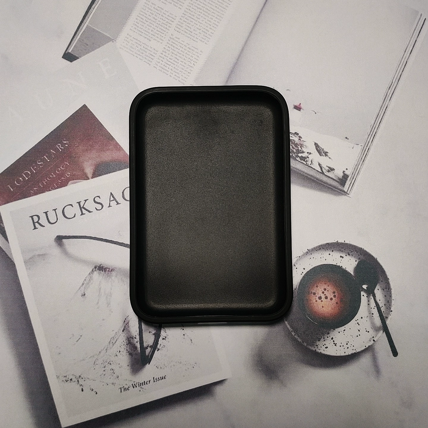 Подходит для Apple Fruits Black Spider MagSafe магнитная беспроводная зарядная чехол-кофр защитная чехол