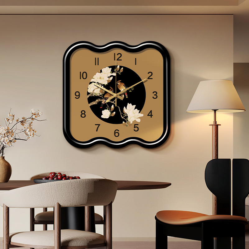 Antique clock wall clock living room decorative painting rice restaurant black and white French retro clock wall high-grade jade