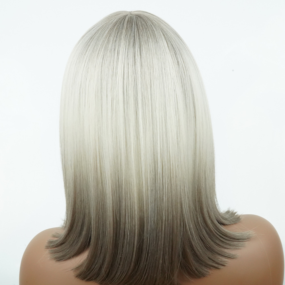 Parrucca bob grigia sfumata di seta ad alta temperatura all'ingrosso all'ingrosso in fabbrica, parrucca di capelli corti lisci, parrucca piena di frangia, parrucche bob_voghion.com