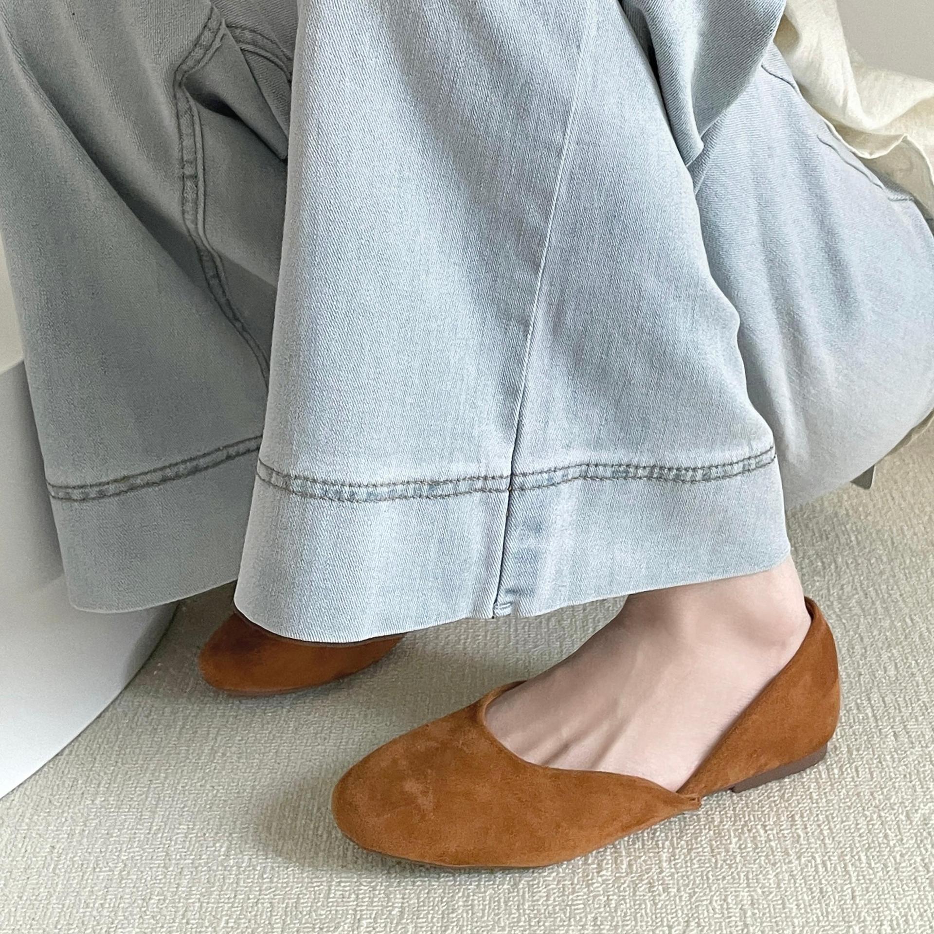 플랫 스웨이드 라운드 발가락 얕은 입 신발 여성 가을 한국식 편안한 소프트 로우 통근 슬립 온 메리 제인 신발