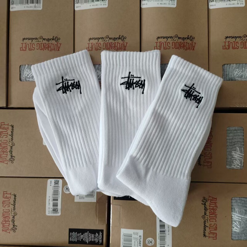 Stussy Socks Black and White Gray European and American Style Embroidered Towel Bottom Socks Men's and Women's High Sports Socks Basketball Socks Boxed