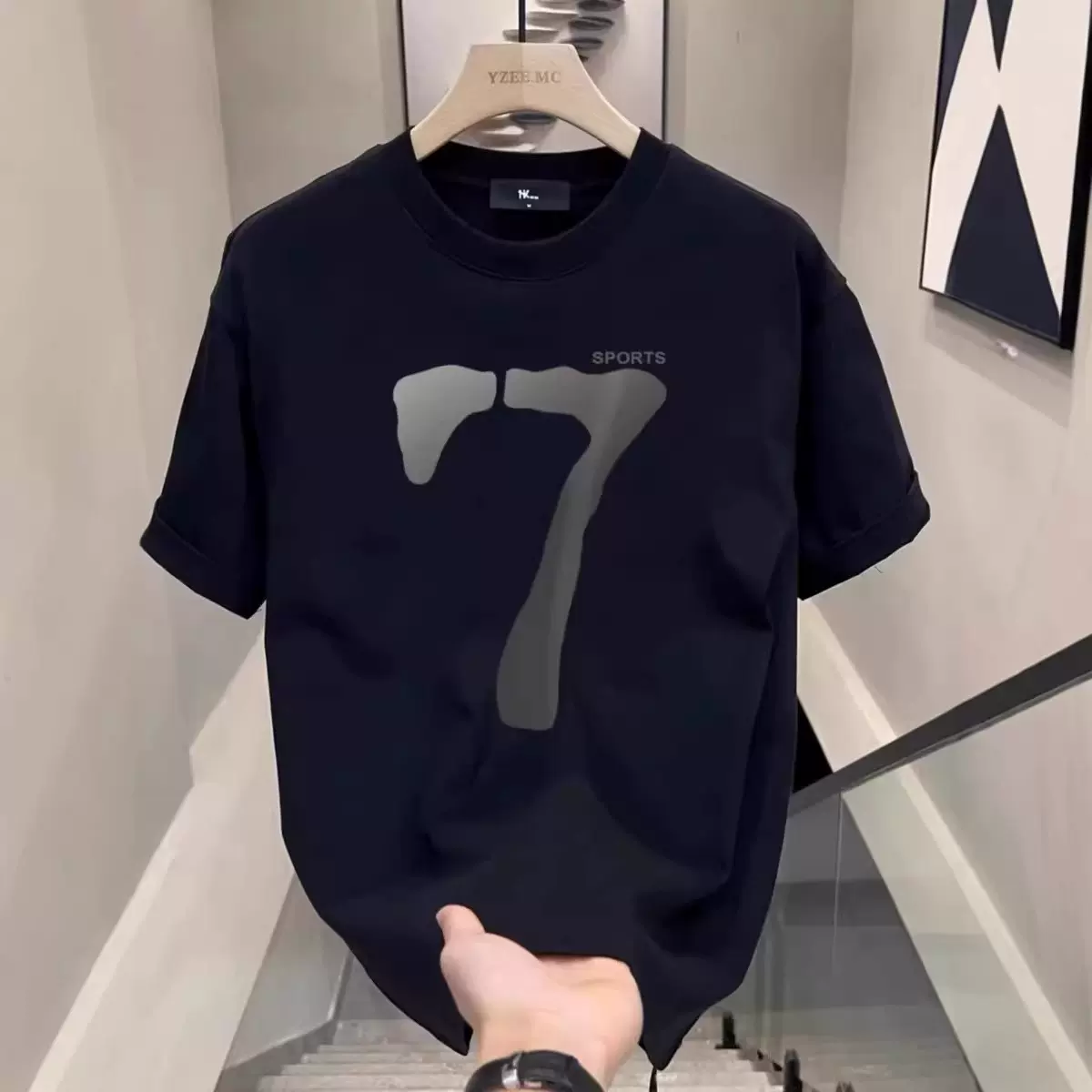 短袖T恤男士字母印花夏季休闲宽松百搭户外简约上衣男装吸湿排汗