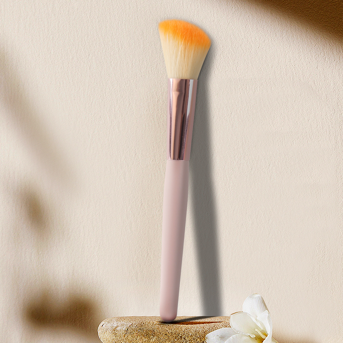 Xiyin / temua generación divergente pintura blush cepillo de maquillaje blush cepillo de maquillaje blush cepillo de fondo de alto brillo