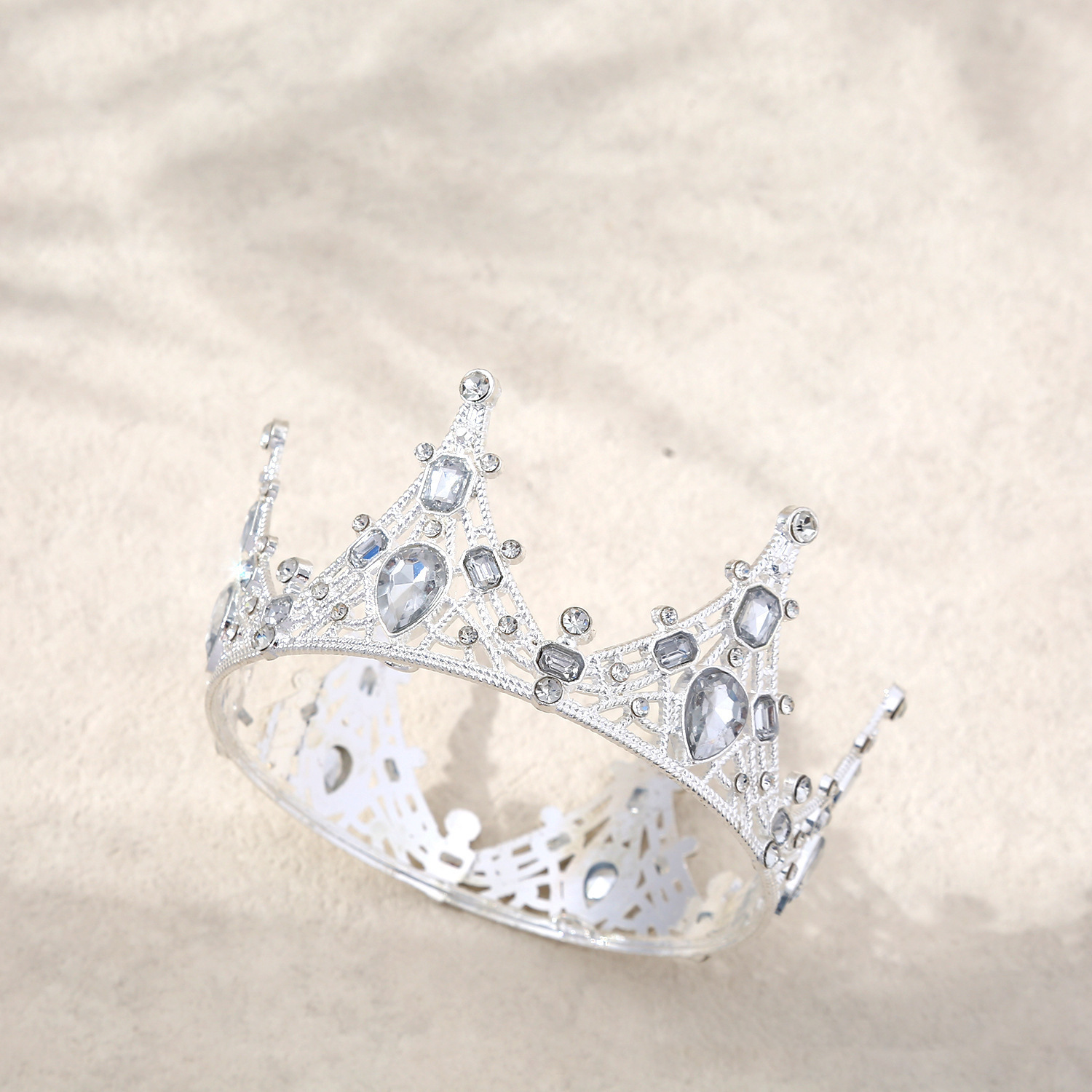 Transfronterizo tricolor diamante de cristal aleación corona de diamantes mariposa decoración de juguetes para niños cumpleaños ornamentos hermosos