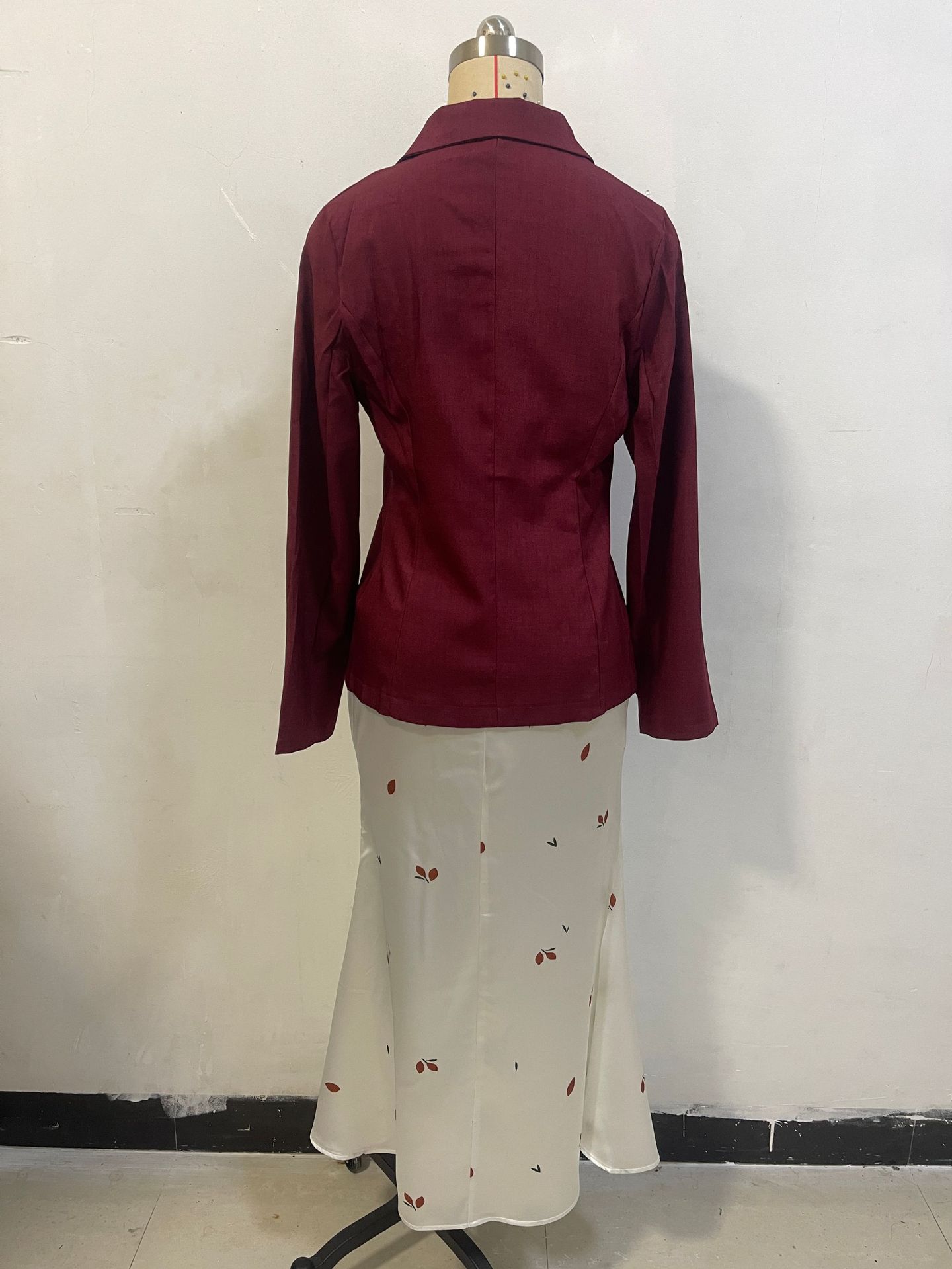Plus Size Summer Suit Set – Slim-Fit Printed Midi Skirt & Casual Blazer Outfit (Burgundy, XS-XXL)_ecoleips.com