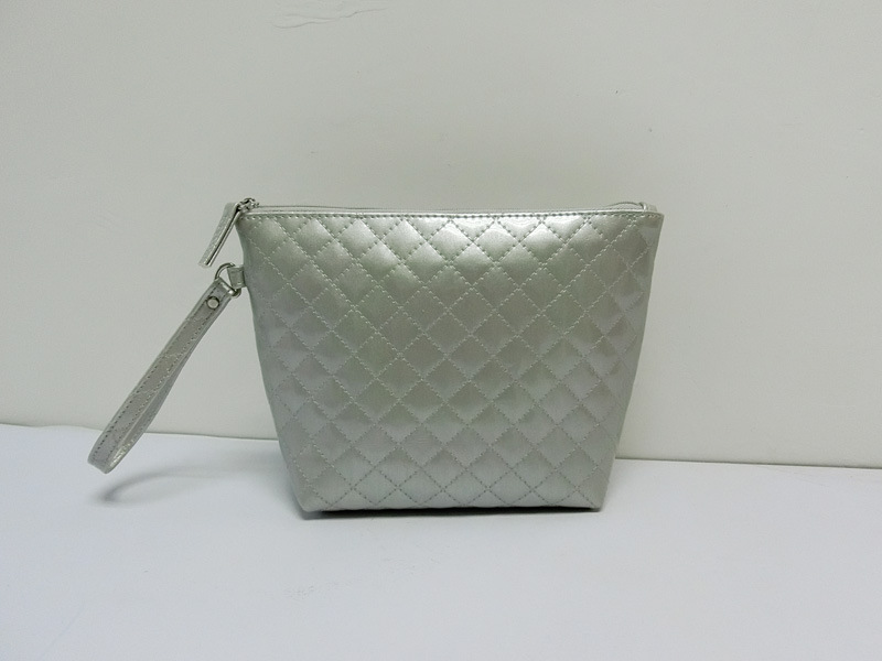 PU��ױ�����ƶ๦��PU���ɰ�С���ữױ����Я���ױ��