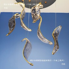 �����ۘǲ��컨�����l�y������е�Ƶ�������͸���b�Ʒ����