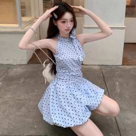 法式蓝色波点绑带挂脖连衣裙女装夏季海边度假辣妹收腰花苞短裙子