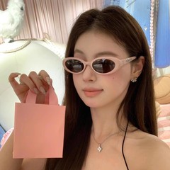 Jennie同タイプのピンクの猫の目のサングラスの女性の高級感のギャルの小さい枠の小さい顔のサングラスは周囲の顔に似合います。