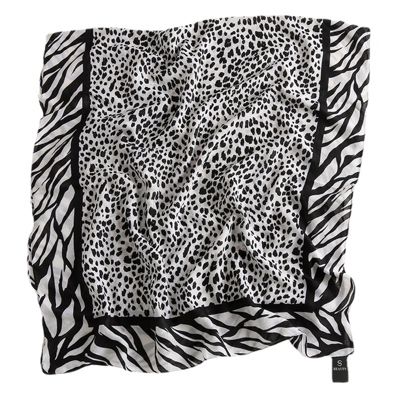En stock Estilo coreano fino versátil color a juego leopardo estampado algodón y lino bufanda mujer verano aire acondicionado habitación doble uso largo chal al por mayor