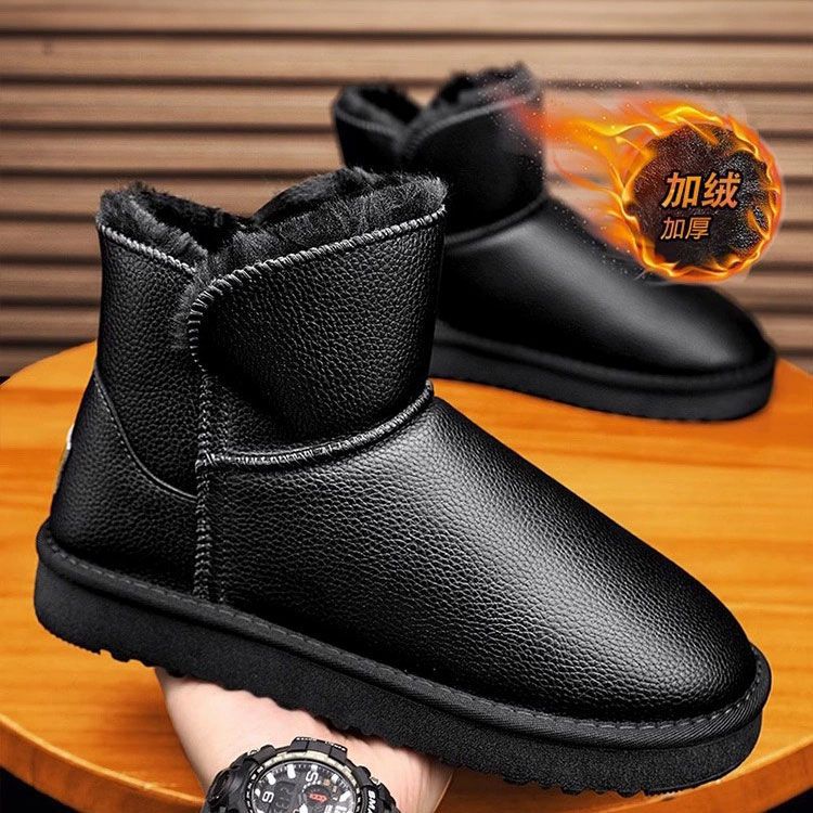 Botas de nieve de invierno de gran tamaño para hombres 2024 nuevos zapatos de algodón cálidos gruesos y de terciopelo antideslizantes e impermeables botas de algodón casuales coreanas