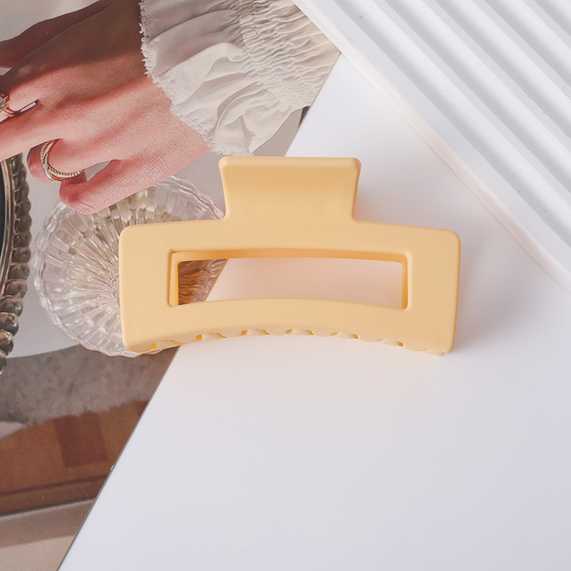 Agarre de pelo helado transfronterizo color de caramelo Cabeza trasera simple clip de pelo grande clip de tiburón de baño updo accesorios para el cabello al por mayor