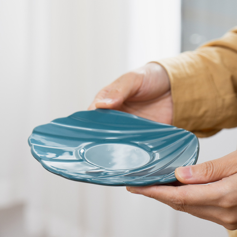 Taza de café original taza de cerámica de perla galvanizada taza de agua de oro con platos cuchara tallada oro LOGO regalo