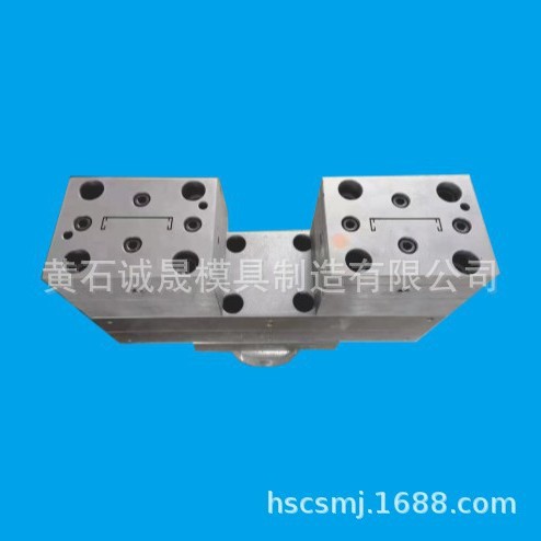 PVC木塑发泡墙板  蓄牧养殖板 家具板 围栏板 PP中空板挤出模具