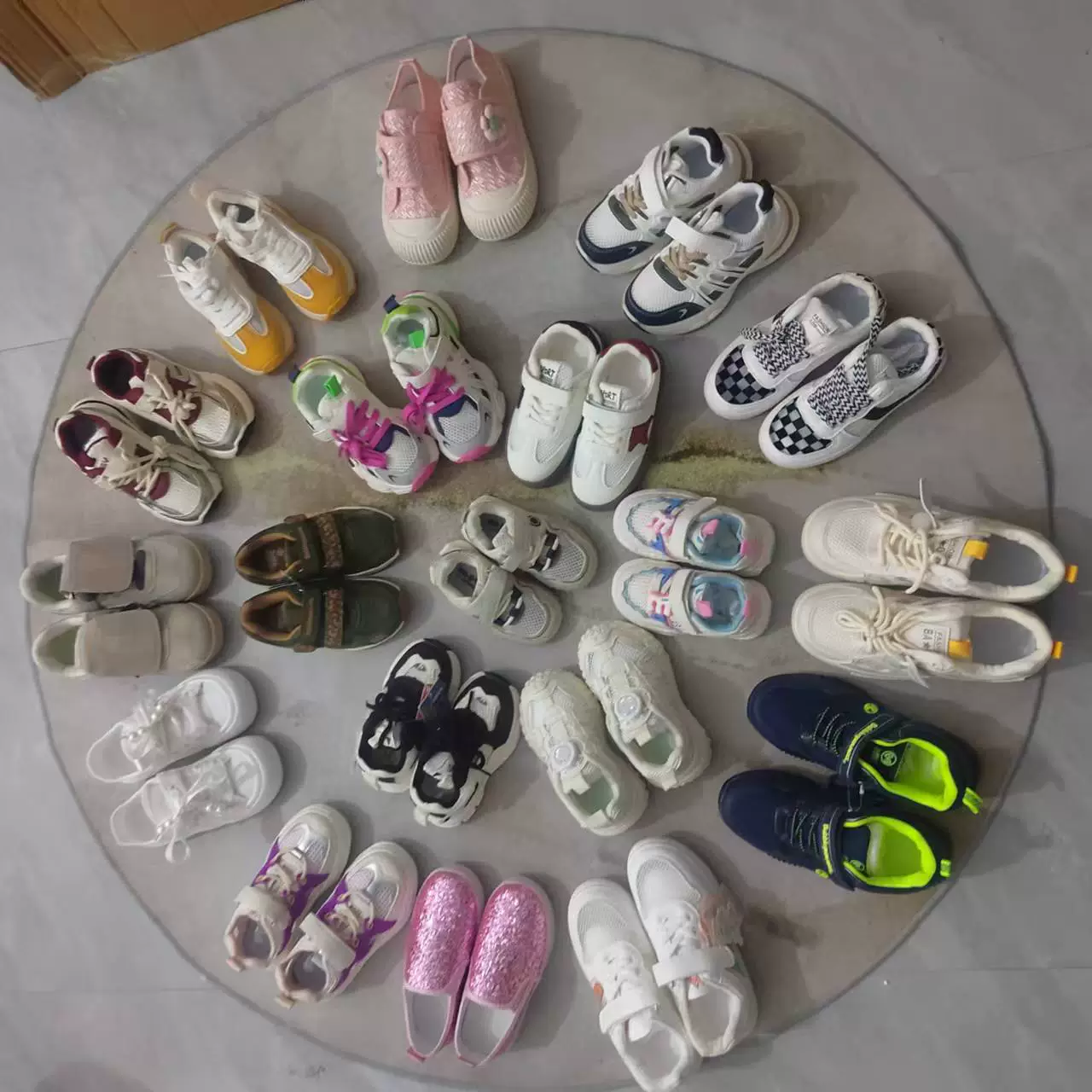 2025 новые весенние осенние мальчики для девочек повседневные сетчатые дышащие кроссовки