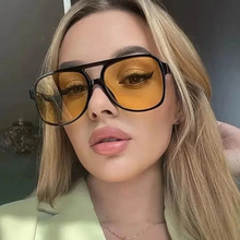 ����˫�����̫���� ŷ���羳insʱ�д��ī���������Ժ���Ƭ�۾�