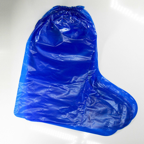 Disposable thickened plastic shoe covers PE shoe covers and boot covers for breeding and livestock long-tube plastic shoe covers and boot covers wholesale