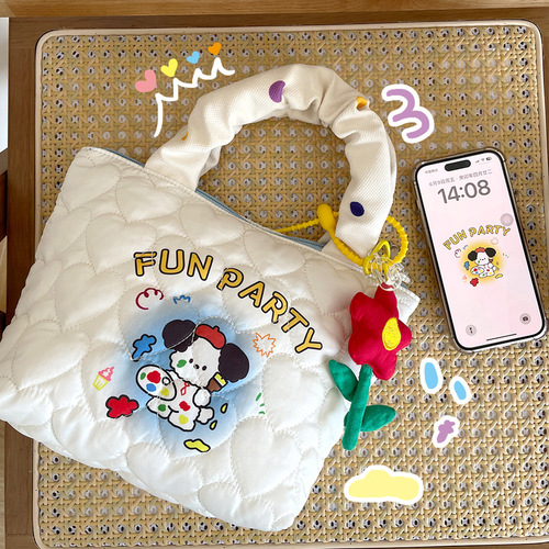 Amazon cross-border supply/cartoon quilted love hand bag zipper lunch bag commuting with rice bag mommy bag