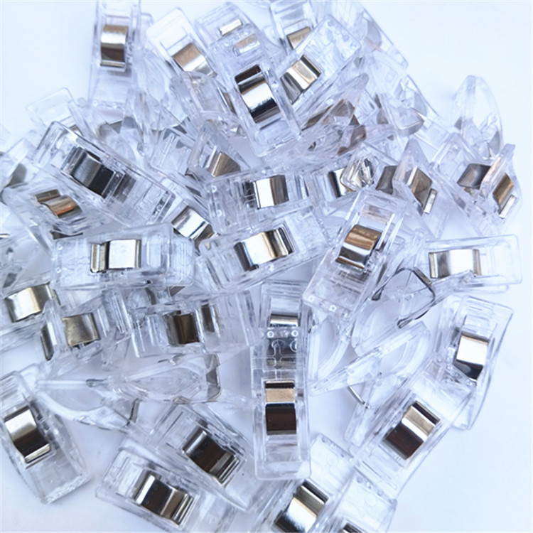 Pequeño clip de costura de escala de hacha de plástico con hebilla de mosaico de borde mini transparente blanco transfronterizo