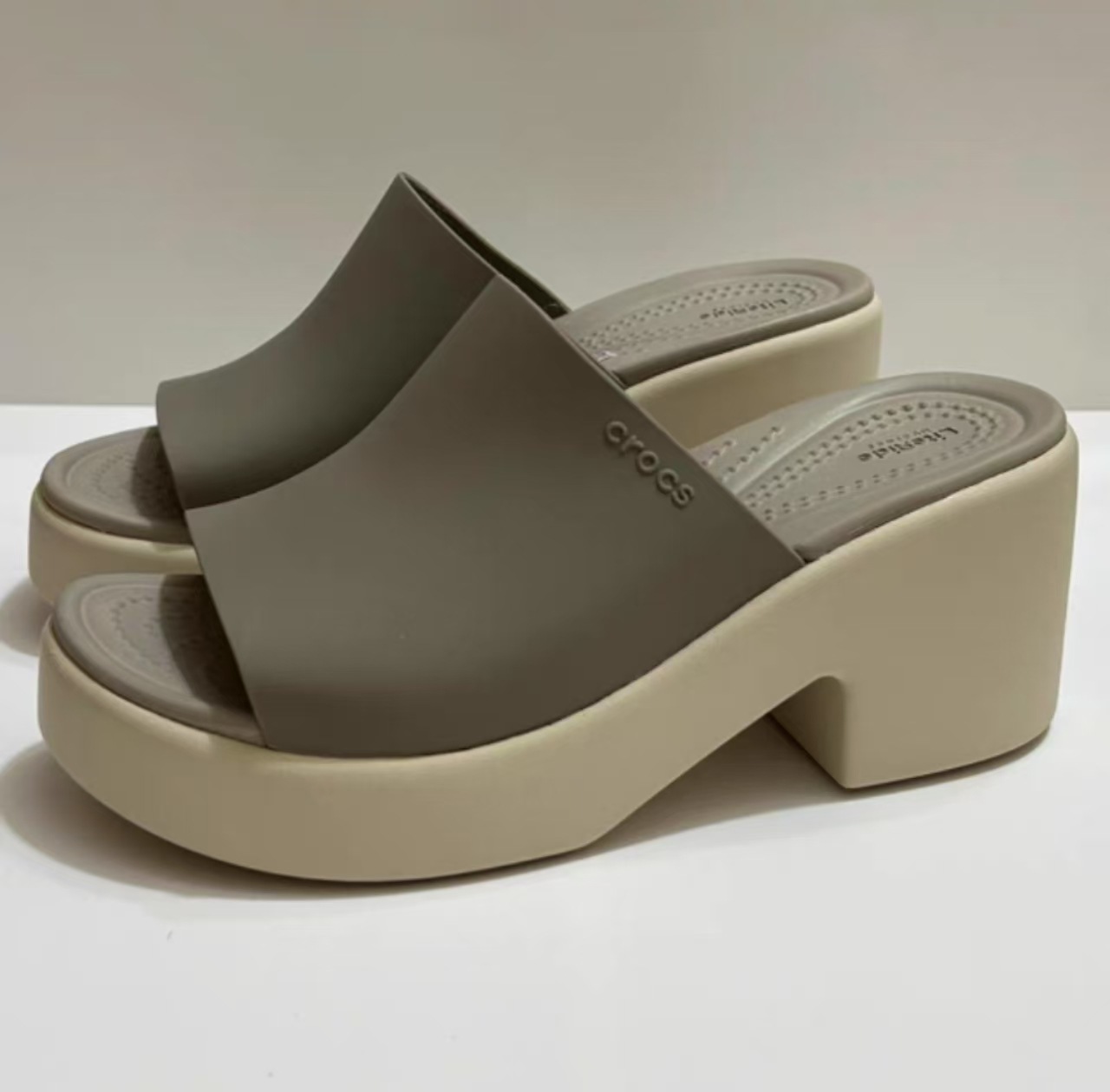 Brooklyn platform slippers khaki