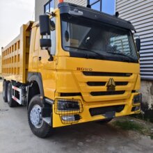 出售二手后八轮工程货车报价 二手重型后双桥自卸车厂家出售出口