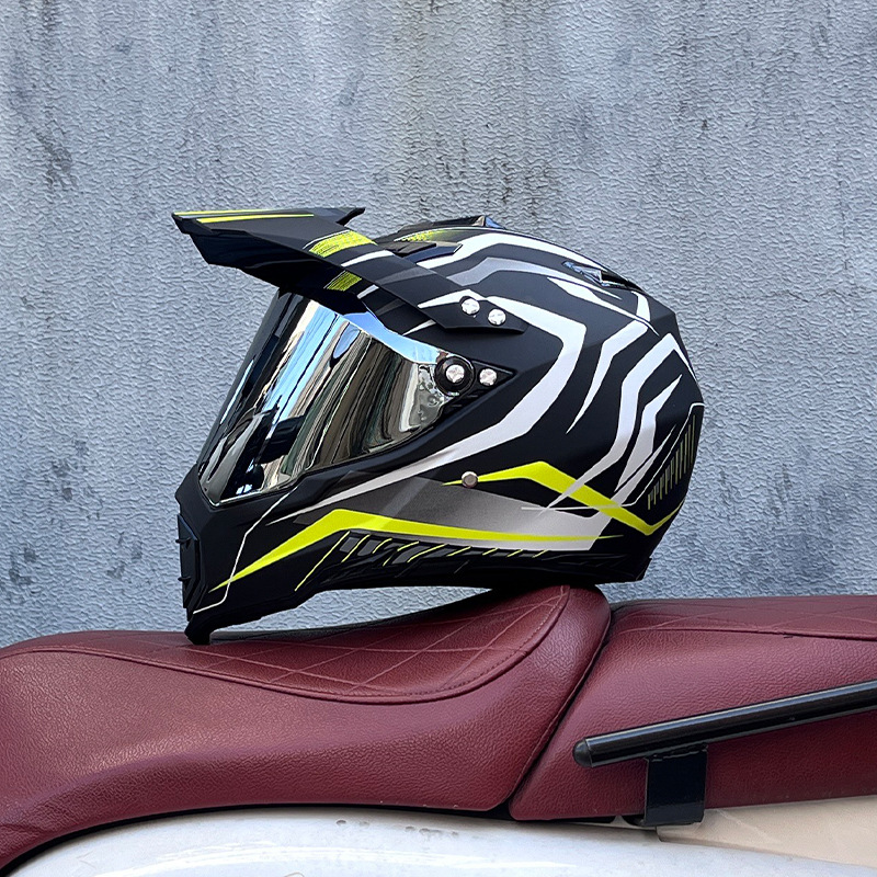 Casco de campo traviesa Casco de carreras de motos Casco de carretera Casco de doble propósito para hombres y mujeres Casco de tracción de cuatro estaciones Casco completo Orz