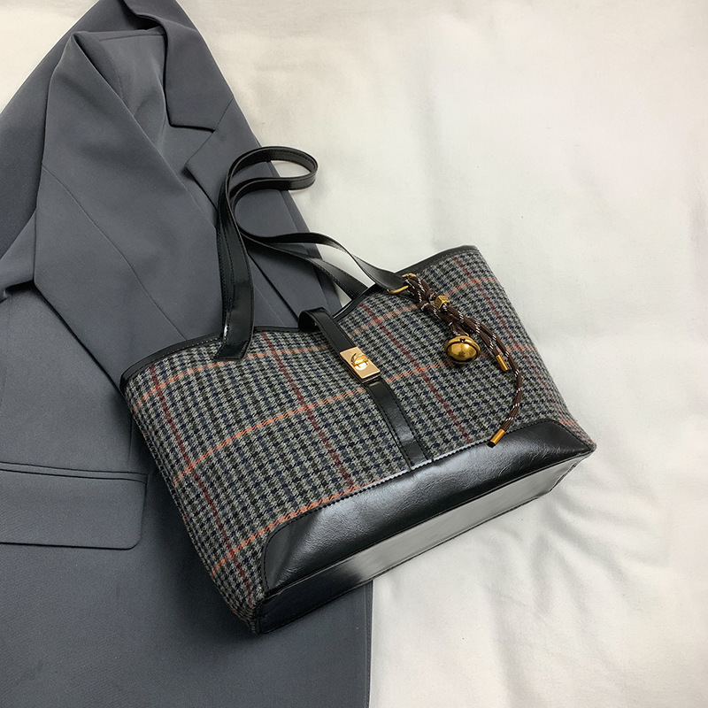 Bolsas de lana de gran capacidad para mujeres 2024 nuevo otoño invierno ocio bolsa de compras de hombro de moda para trabajar bolsa de viaje