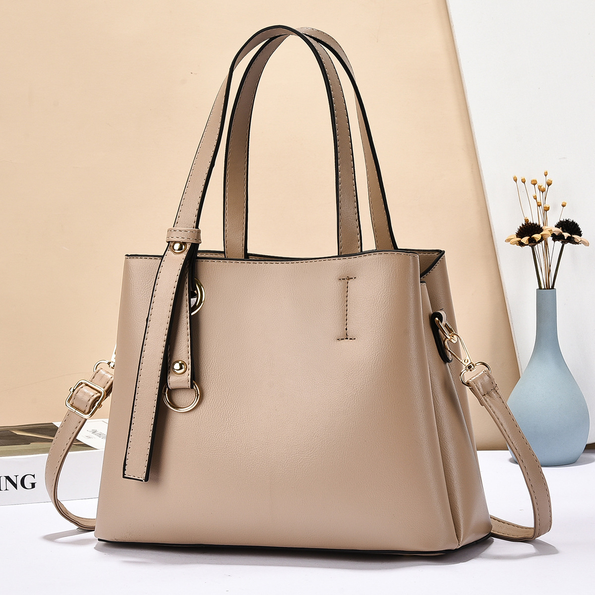 Bolsos de mujer 2025 nuevo estilo de comercio exterior transfronterizo tendencia de moda todo fósforo bolso portátil de un solo hombro para mujer