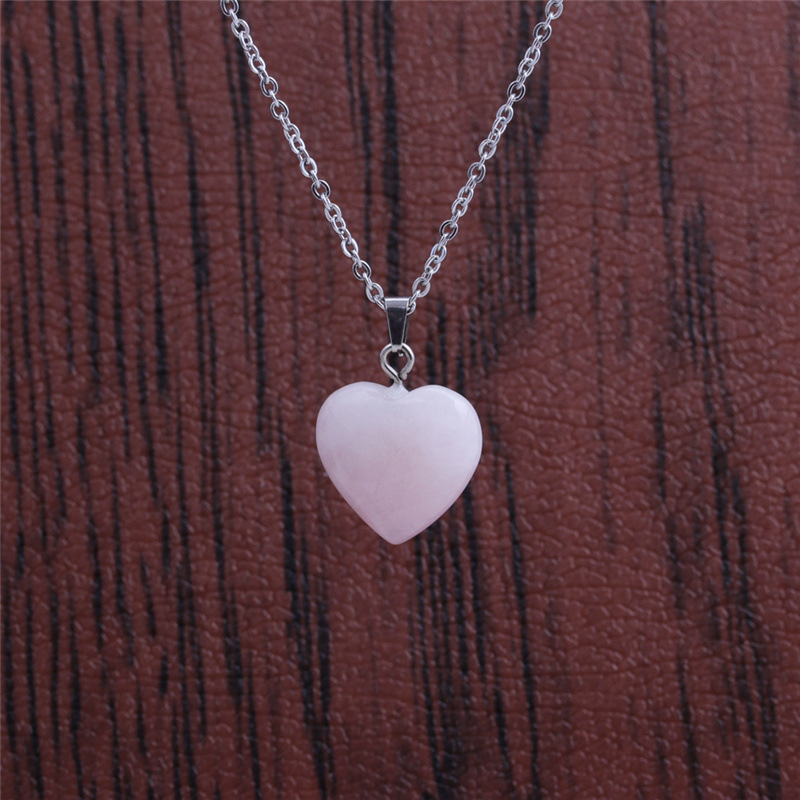 Fashion Pink Crystal Heart Pendant Necklace display picture 4
