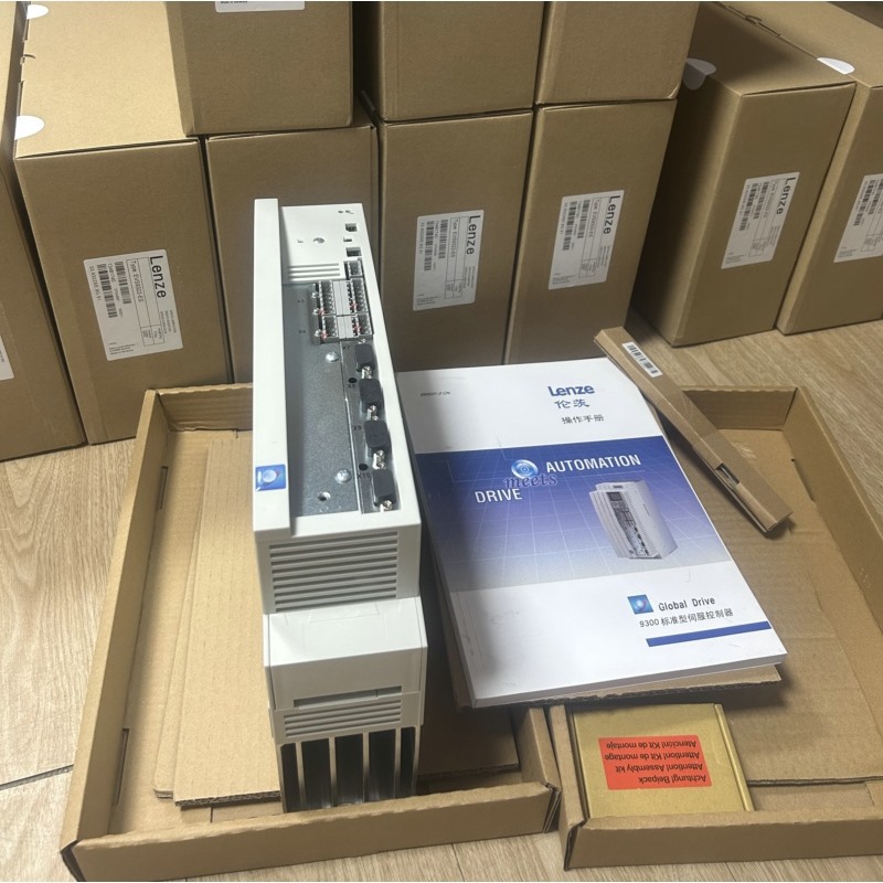 EVS9333-ESV507 E82EV551-2B 德国伦茨变频器包邮议价